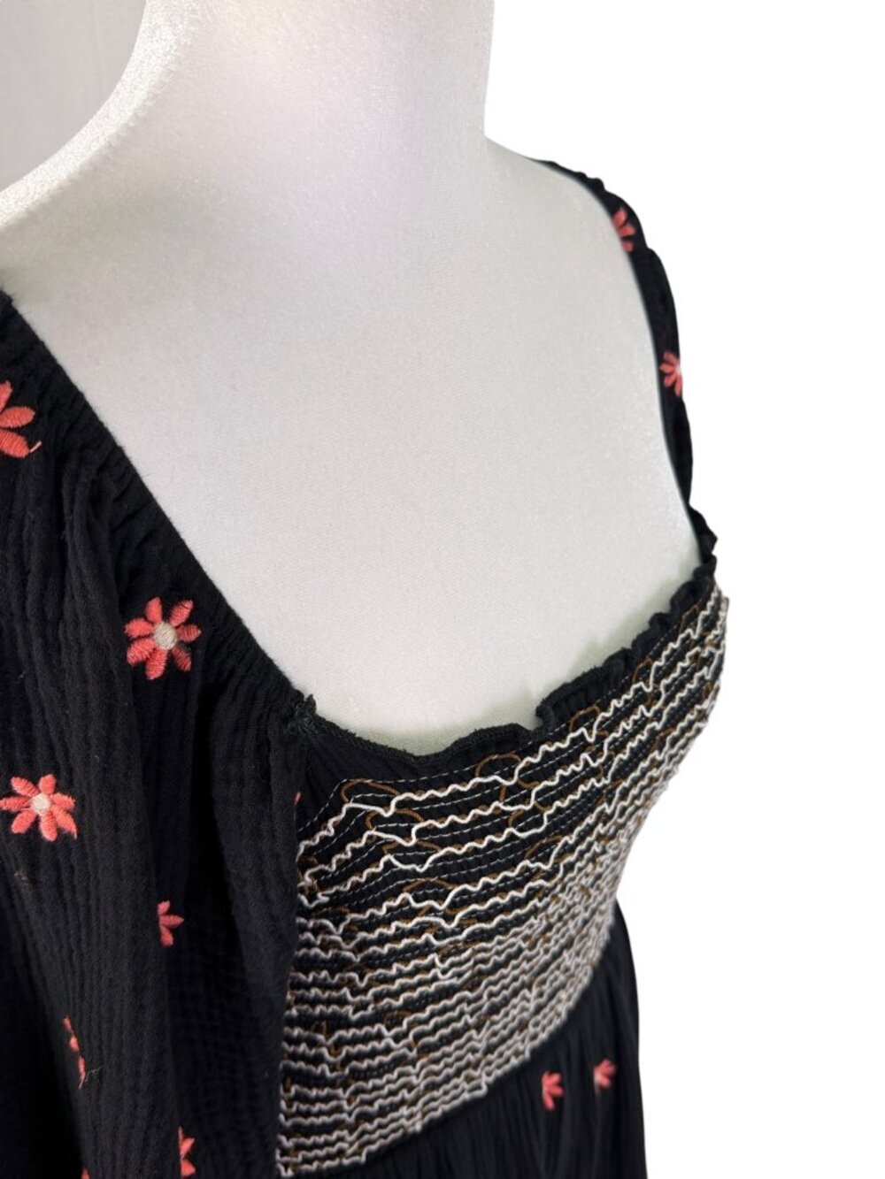 Boutique Style Black Smocked Midi Dress Pink Embroidered Floral Cottagecore M - Picture 5 of 14